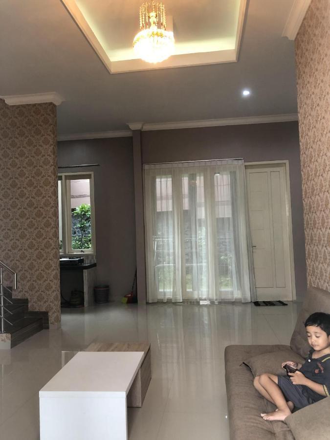 Villa Kusuma Hill A8バトゥ エクステリア 写真